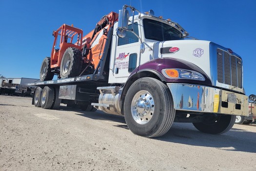 Box Truck Towing In Hutchins Texas