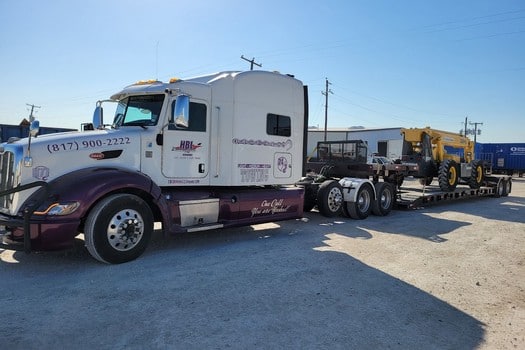 Tractor Trailer Towing In Hutchins Texas